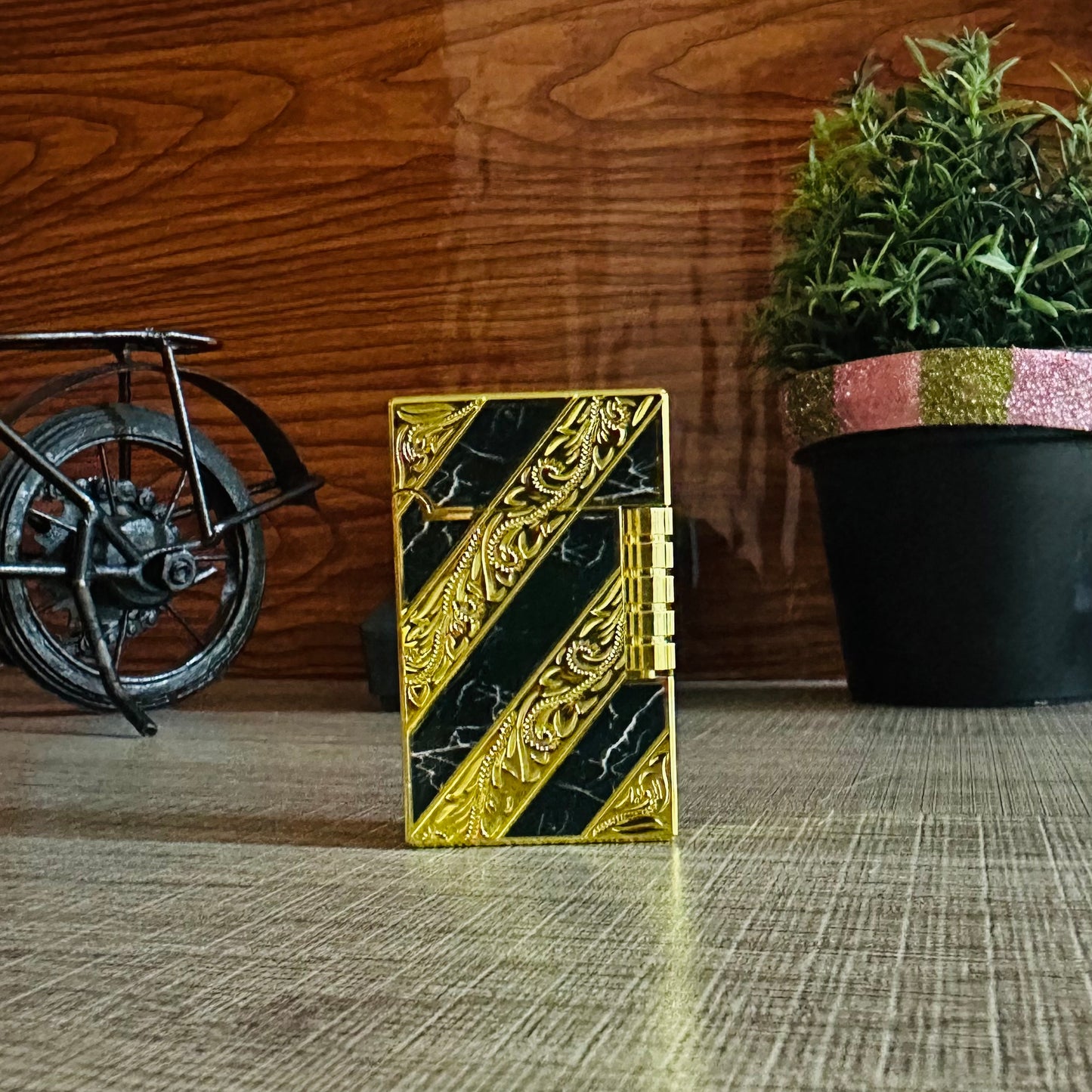 Personalized Diagonal Striped Lighter