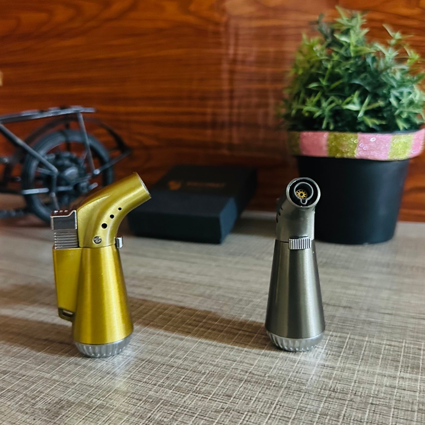 Teapot-shaped Elbow Butane Lighter