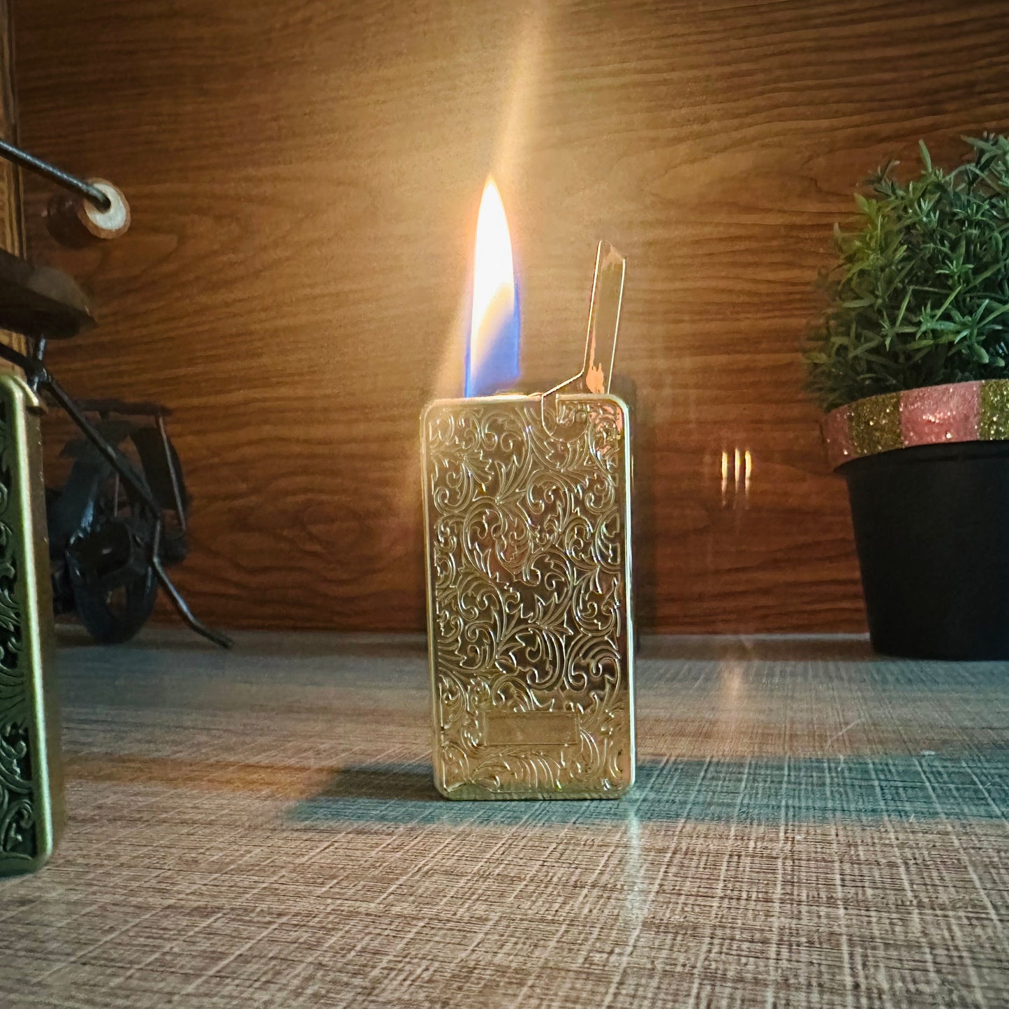 GAVIK Classic open flame butane lighter