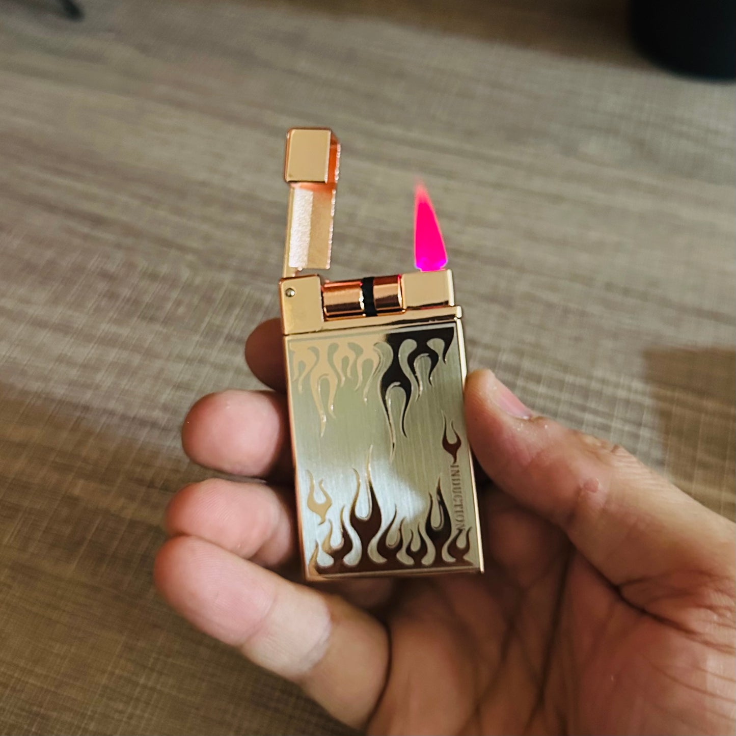 Modern Metal Windproof Induction Inflatable Lighter