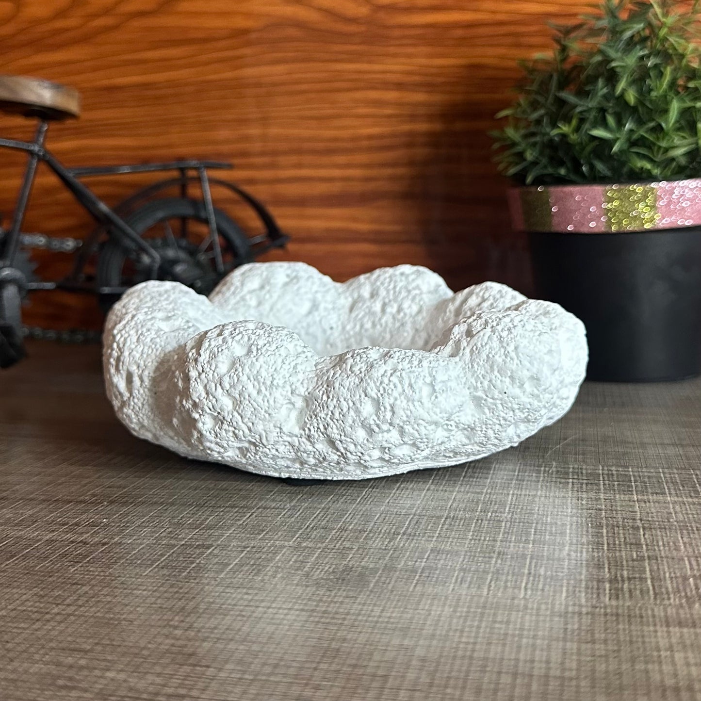 Luxury Creative Flower Cement Cloud Jar