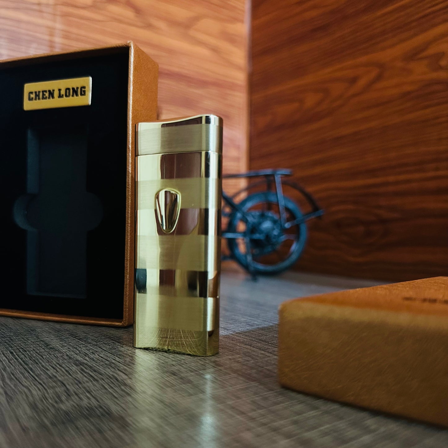 Luxurious Windproof Lighter