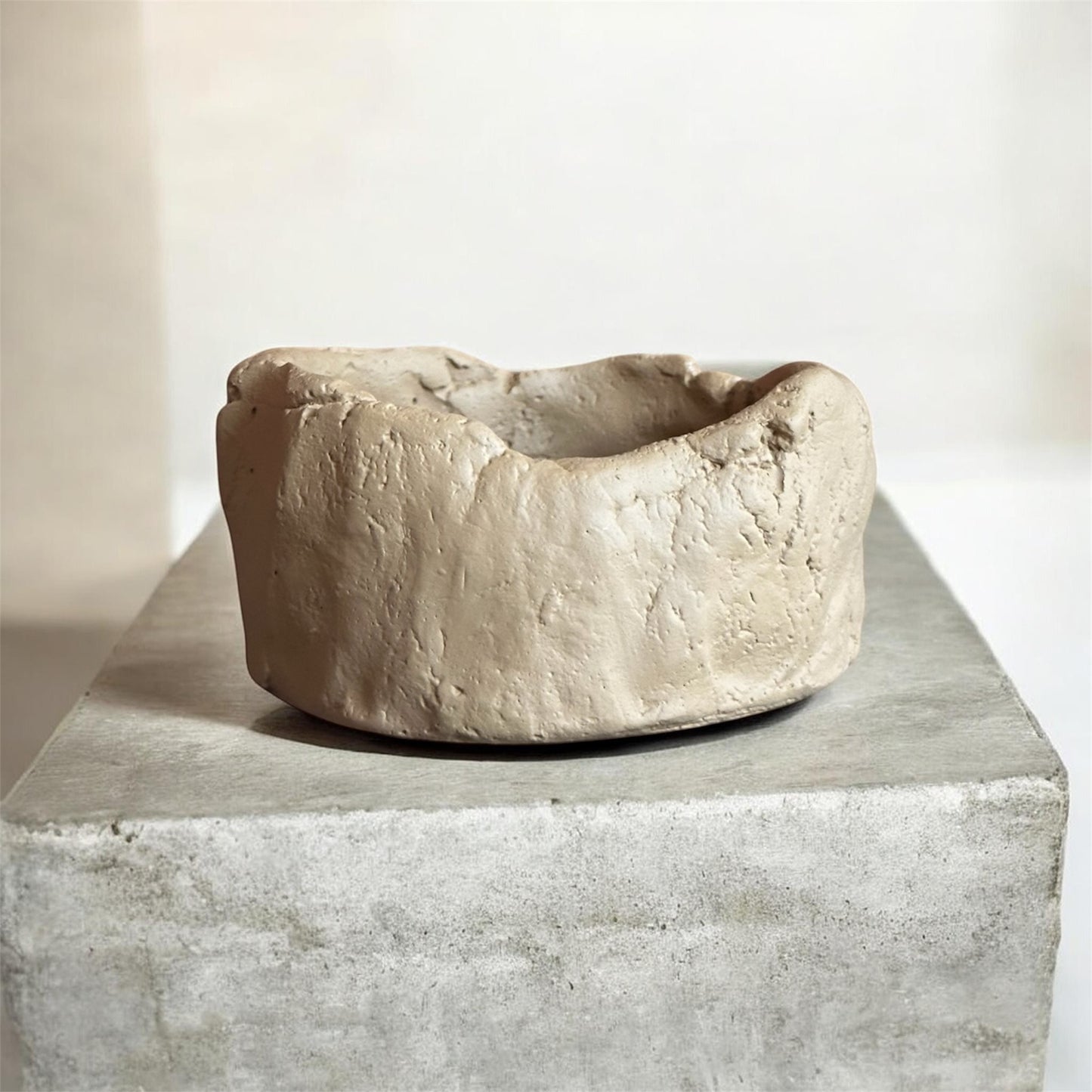 Art Cement Candle Aromatherapy Cup with Base
